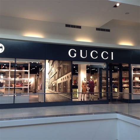 gucci outlet locations|More.